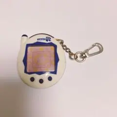 たまごっちプラス 赤いシリーズ 本体 ホワイト