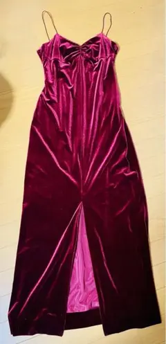 ハロウィンや衣装に　9AR ベロアスリット入りキャミワンピース