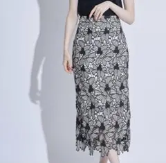 tocco closet luxe 総レース花柄ナロースカート Mのサムネイル