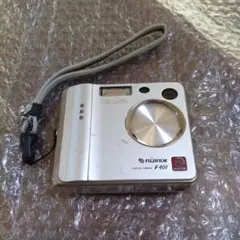 フジフィルム デジカメ FinePix F401 ジャンク　ナンバー9304