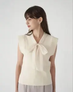 スナイデル ボウタイニットプルオーバー