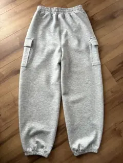 【匿名発送】ジーユー　パフスウェットカーゴバレルレッグパンツ