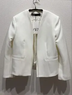 【未使用】ZARA ノーカラージャケット 白