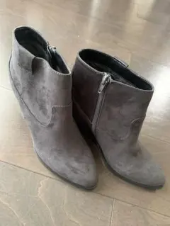 【新品未使用】インヒールブーツ　お値下げ