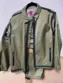 SUPREME × NORTH FACE