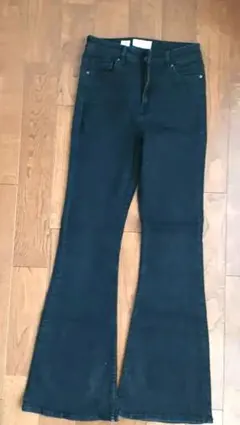 【美脚効果】Bershka ベルシュカ フレアデニム EUR38のサムネイル