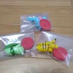 ポケモン　チョコエッグ　旅立ちの3匹　ピカチュウ他　ポケットモンスター