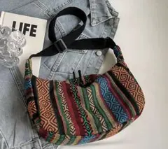 Item thumbnail for item 421af8f6-228f-4f53-b8e1-02b8fb32e462