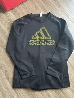 adidas 黒 トレーナー 160サイズ