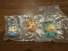 クレヨンしんちゃん　みんなでくまパジャマ　めじるしアクセサリー　セット