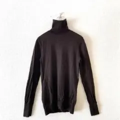 ☆【ギャップ】セーター 羊毛100% 袖口ボタン タートルネック シンプル S