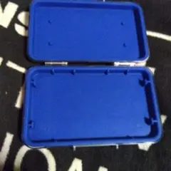 ニンテンドー3DSLL用青いケース