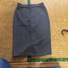 ボーダータイトスカート