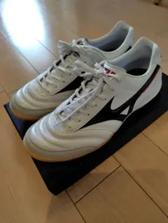 Mizuno Morelia サッカーシューズ ホワイト/ブラック 27.5cm - メルカリ