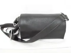 MH393 BEARDSLEY 2way レザーボディバッグ ブラック