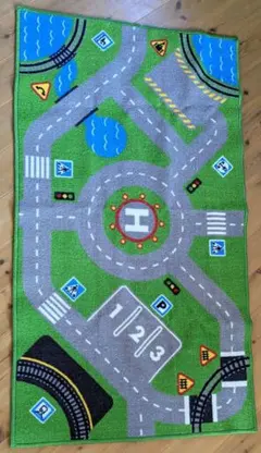 IKEA ラグ　ストラボ　プレイマット　キッズ　車　道路