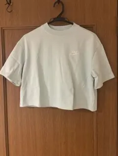 NIKE ライトブルー クロップドTシャツ M