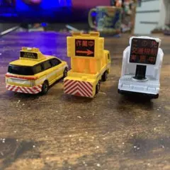 Item thumbnail for item b54e52f5-a43f-47dd-ad74-6050e4f3db0d