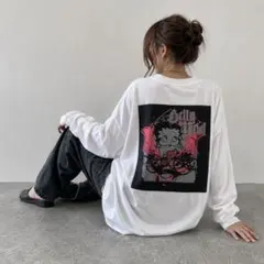 Betty Boop バックプリント ロンT 白 F オーバーサイズのサムネイル
