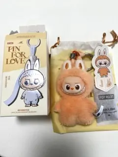 【正規品】POPMARTラブブ PINFORLOVE イニシャル J