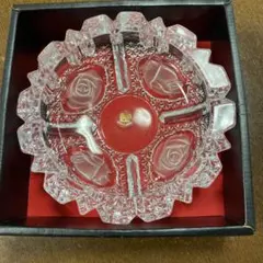 クリスタルガラスの灰皿、新品