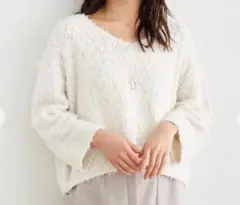 新品 stola. コットンフェザーショートニットプルオーバー