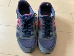 Saucony スニーカー ネイビー×レッドのサムネイル