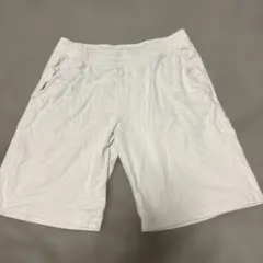 ユニクロ　ハーフパンツ　Mサイズ　白　綿100のサムネイル