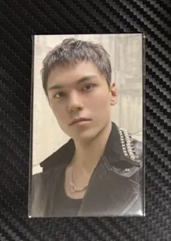 SEVENTEEN NEW 会場限定トレカ バーノン ユニバ