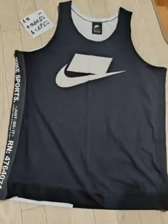 NIKE　ナイキ　タンクトップ　ノースリーブ　トレーニングウェア
