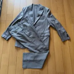 ユニクロ感動ジャケット、パンツ上下セット
