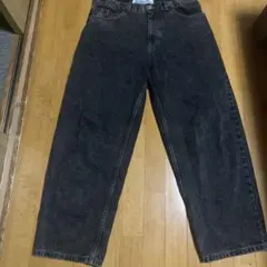 Item thumbnail for item 61cfbd70-f5e2-41f3-8ca8-45700158c96e