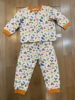 ユニクロ　KIDEA ディズニー　キルトパジャマ　長袖　110