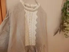 サマンサモスモス　前立てレース切替ブラウス　グレー