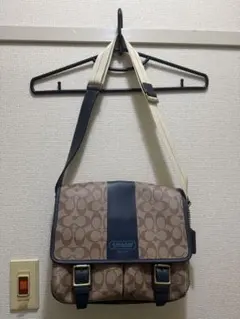 コーチ　ヘリテージストライプ　シグネチャー　バック　ショルダーバック