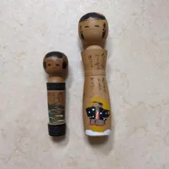 伝統的な日本のこけし2体セット