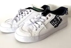 DC SHOESローカットスニーカー ホワイト ペイズリー柄新品未使用レディースのサムネイル