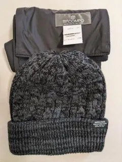 ケーブル編みニット帽 グレー　&　マフラー ブラック　新品未使用品　セット