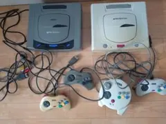 セガサターン本体セット 動作品＋コントローラー4本＋箱付＋ジャンク1台