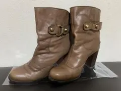 cavaブラウン レザー ブーツ中ヒール