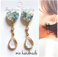 フラワー　レジン　ハンドメイド　ピアス　イヤリング変更可
