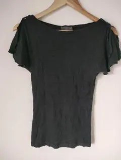 フリル袖 ブラック オフショルダー Tシャツ レディース 半袖 トップス