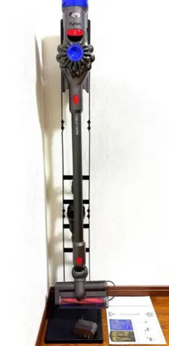 Dyson V8 Slim Fluffy+ スタンド付 - メルカリ