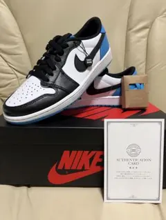 人気カラーNIKE Air Jordan 1 Low ホワイト/ブラック/ブルー