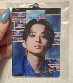 澤本夏輝 アクリルキーホルダー