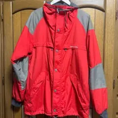 グレー マウンテンパーカー