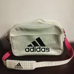adidas スポーツバッグ 　エナメルバッグ