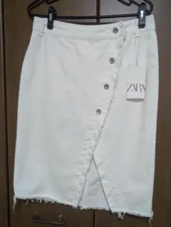 ZARA ホワイトデニム タイトスカート Lサイズ