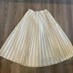 ホワイト プリーツスカート SIMPLICITE