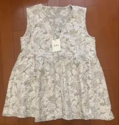 GRLフロントジップ花柄ジャガードチュニックベストのサムネイル